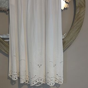 VTG White Embroidered Skirt